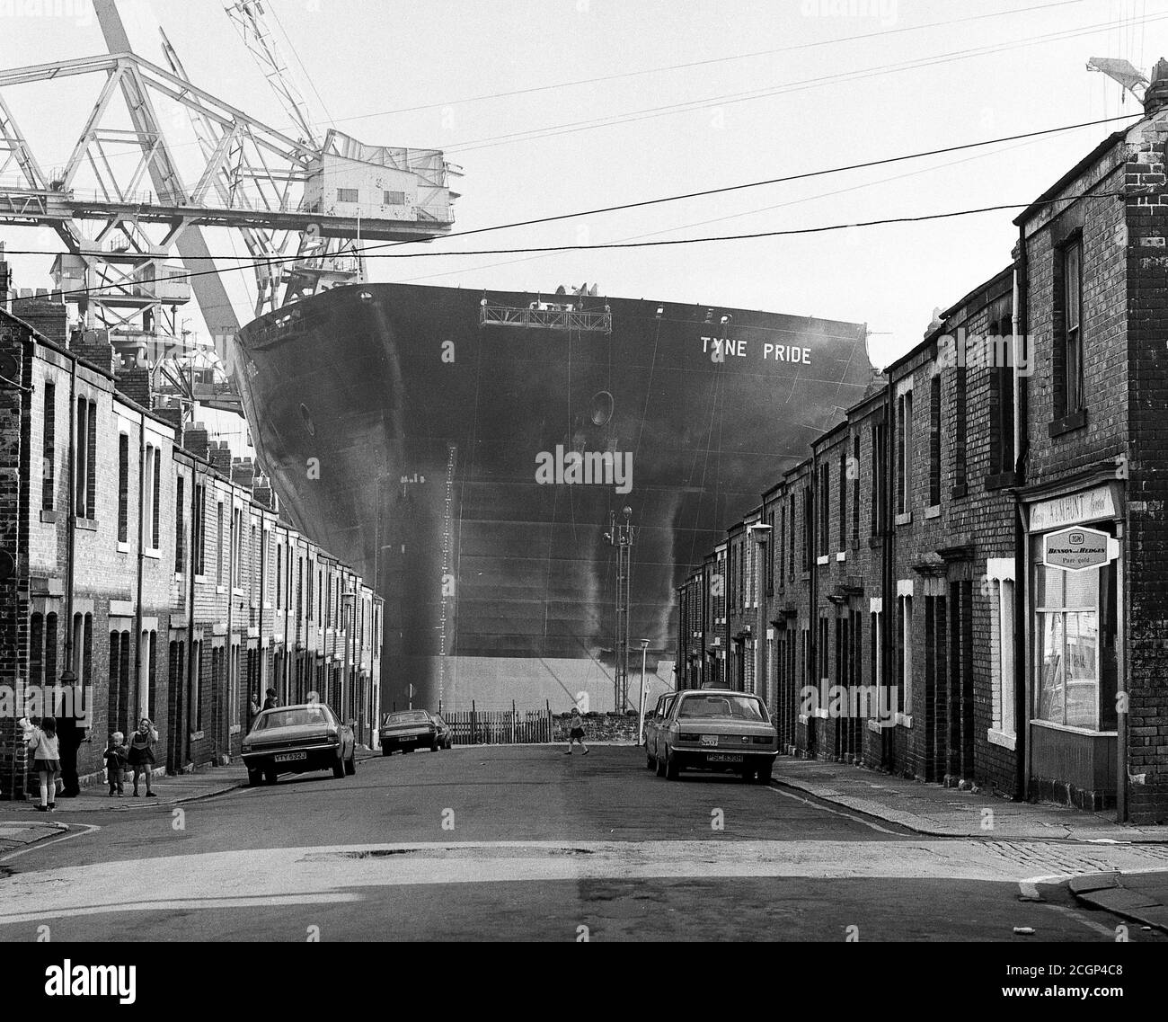 Tanker Tyne Pride, Leslie Street, Wallsend, Swan Hunter Shipbuilders, 1975 Stock Photo