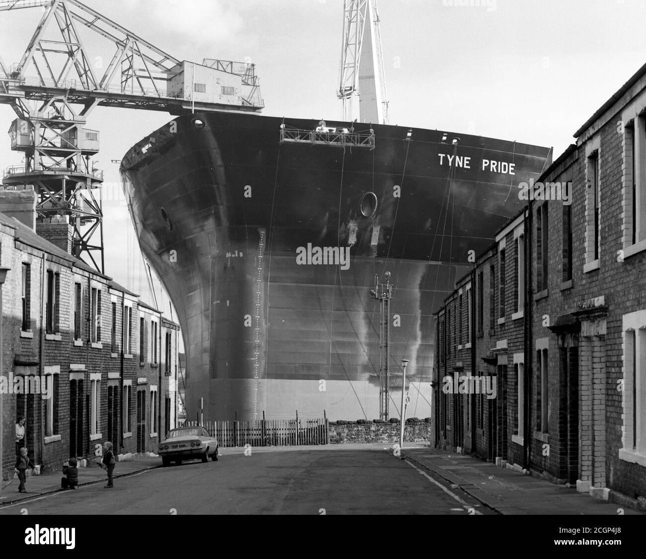 Tanker Tyne Pride, Leslie Street, Wallsend, Swan Hunter Shipbuilders, 1975 Stock Photo
