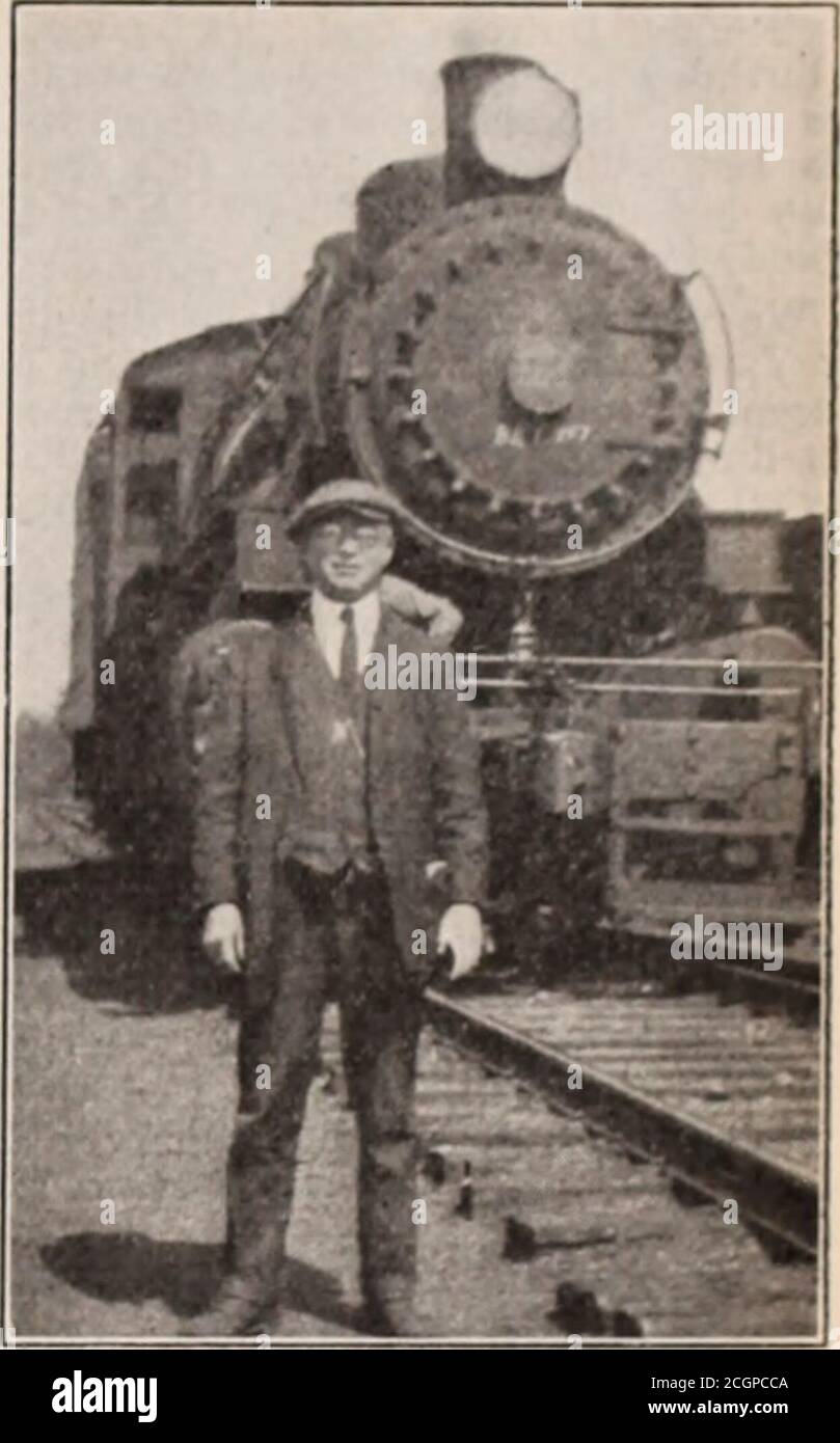 . Baltimore and Ohio employees magazine . BRUNSWICK, MARYLANDLeft