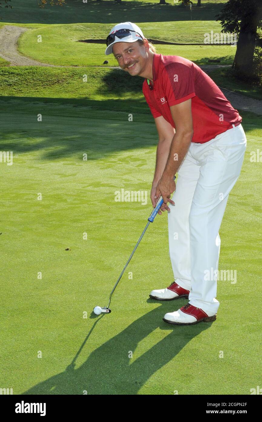 Tutzing, Germany. 12th Sep, 2020. The actor Florian Fischer takes part in  the Tabaluga Golf Cup at the Tutzing Golf Club on Lake Starnberg in aid of  the Michael Roll Foundation, a