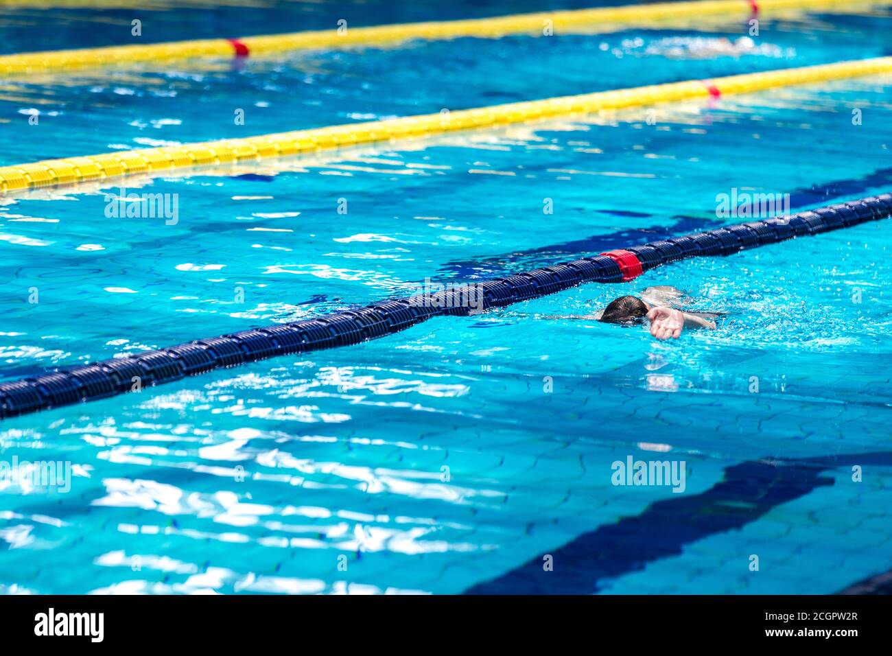 Pool Splits Open Swimming pool and splitting paths Stock Photo - Alamy