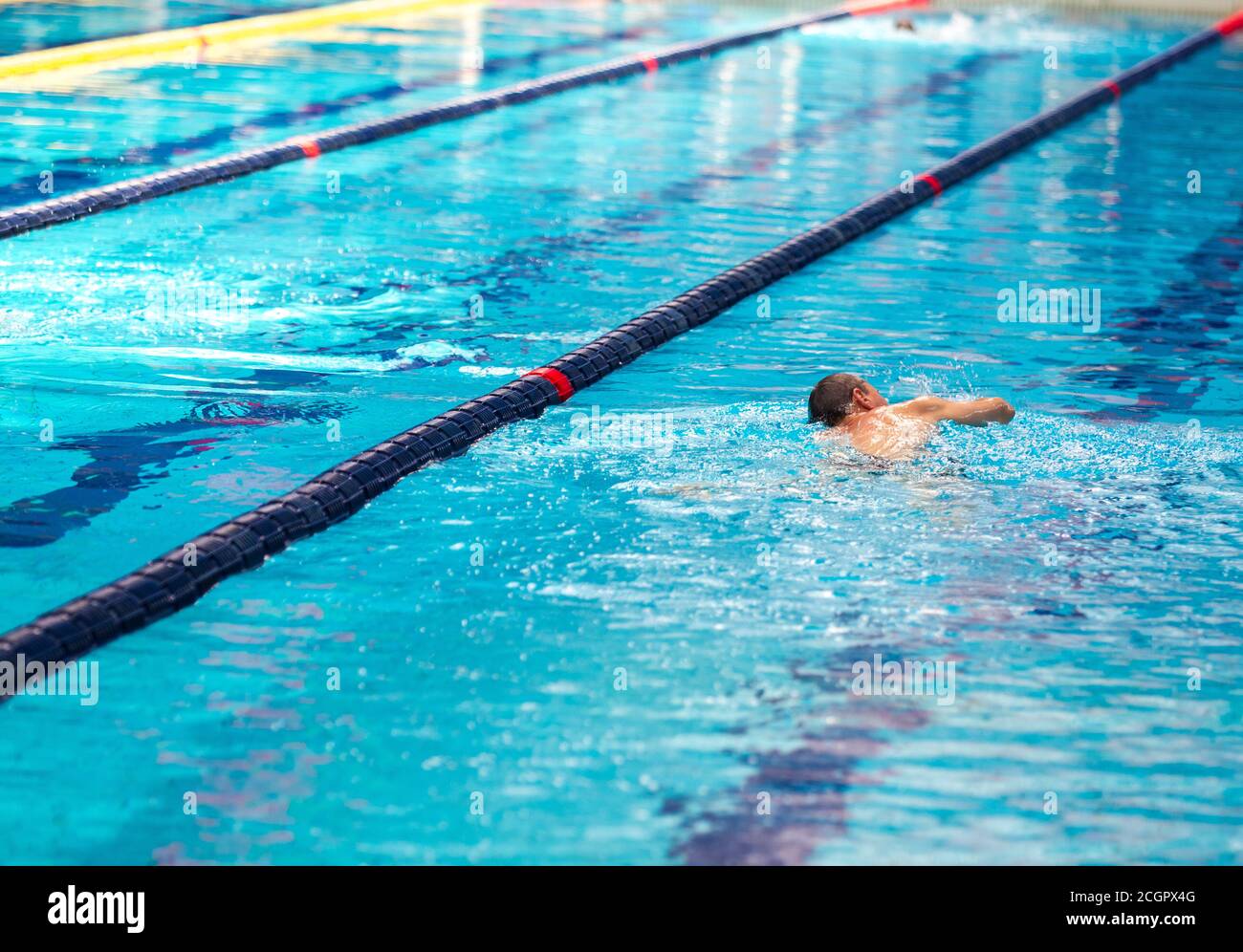 Pool Splits Open Swimming pool and splitting paths Stock Photo - Alamy