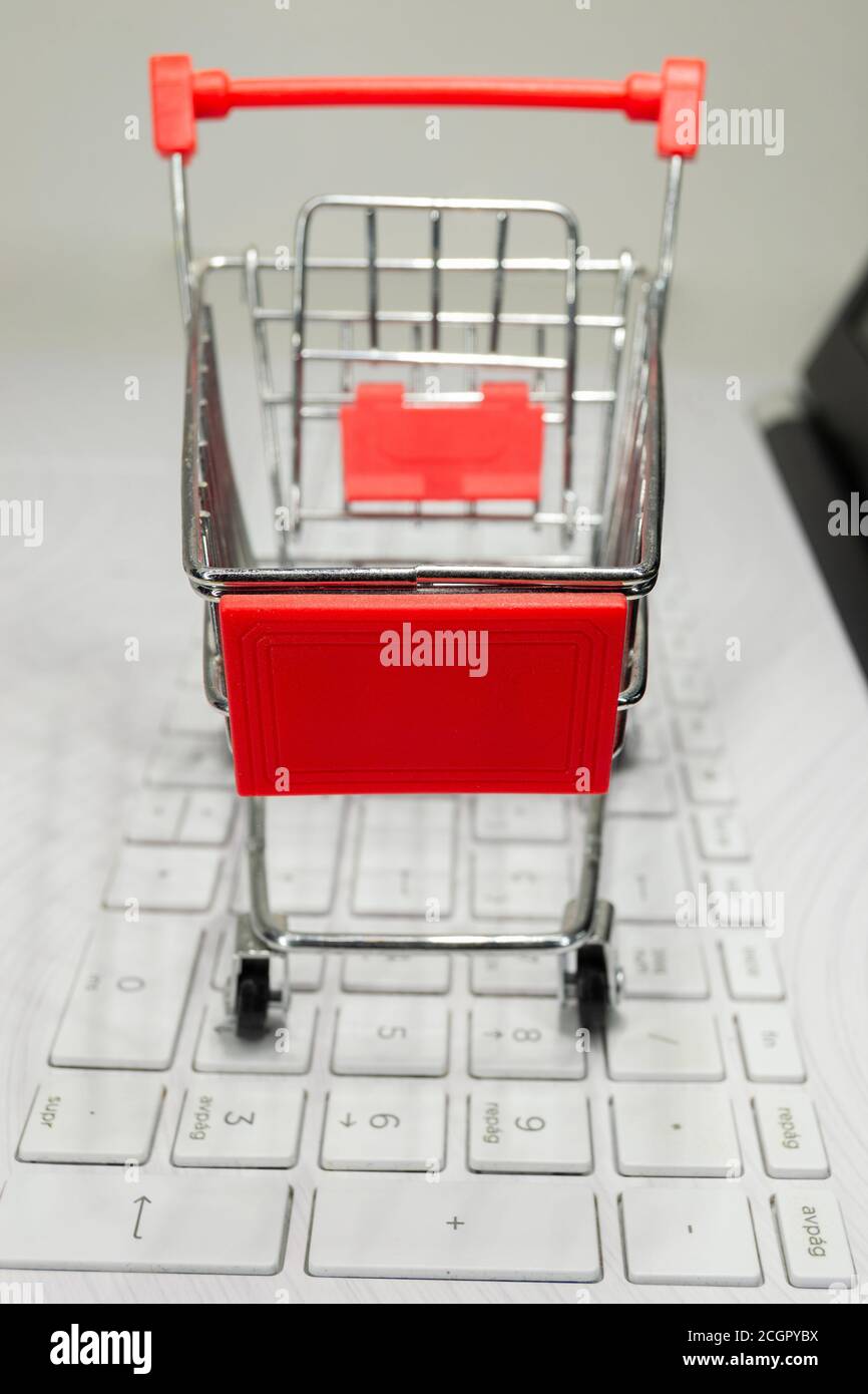 Hand cart construction hires stock photography and images Alamy