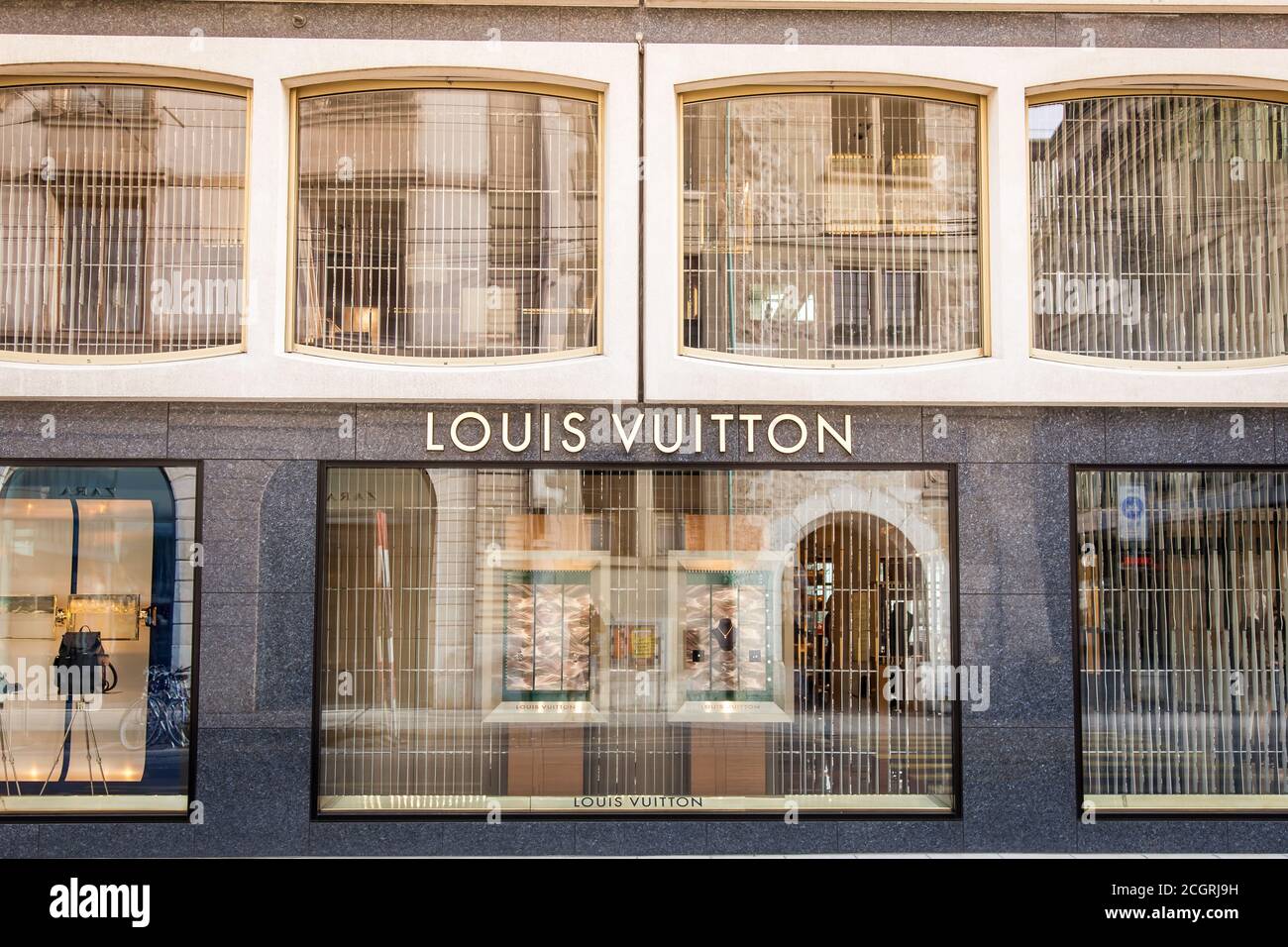 Geneva, Switzerland - August 27, 2017 : Louis Vuitton store in Les Rues  Basses, Geneva. Les Rues Basses, located at the foot of the old town, is  Genev Stock Photo - Alamy