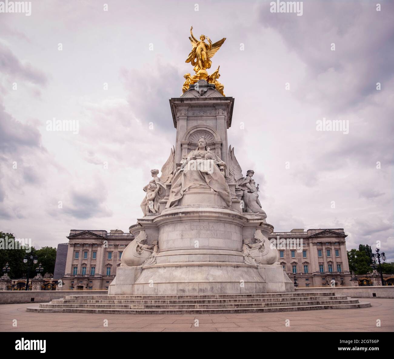 A deserted Buckingham palace during the covid-19 pandemic in London, UK. Stock Photo