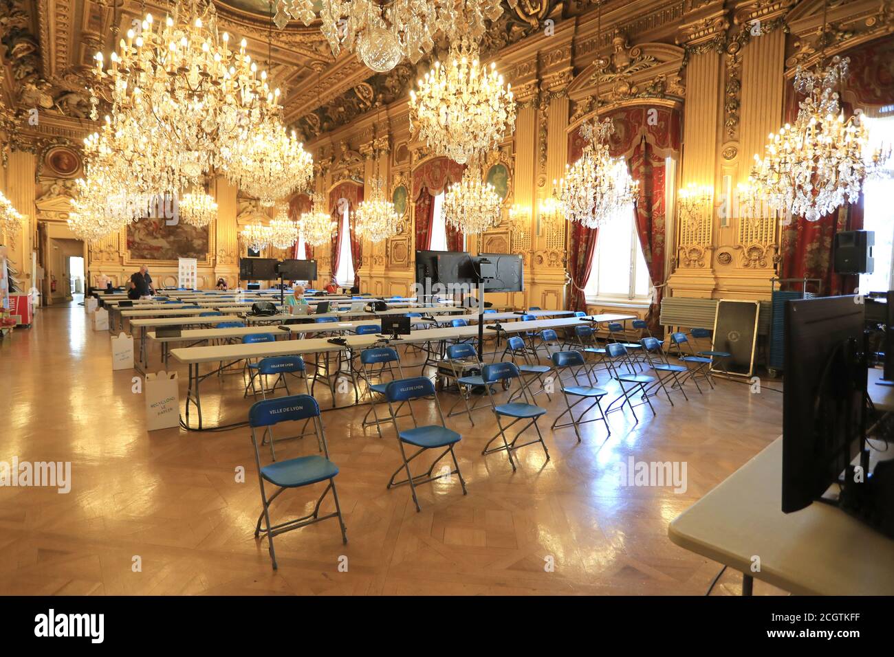 TOUR DE FRANCE - UCI Cycling World Tour Stage 14th Clermont-Ferrand Lyon, finish on 12/09/2020 in Lyon, France. Media Centre at Lyon's Town hall (Photo by Pierre Teyssot/ESPA-Images) Credit: European Sports Photo Agency/Alamy Live News Stock Photo