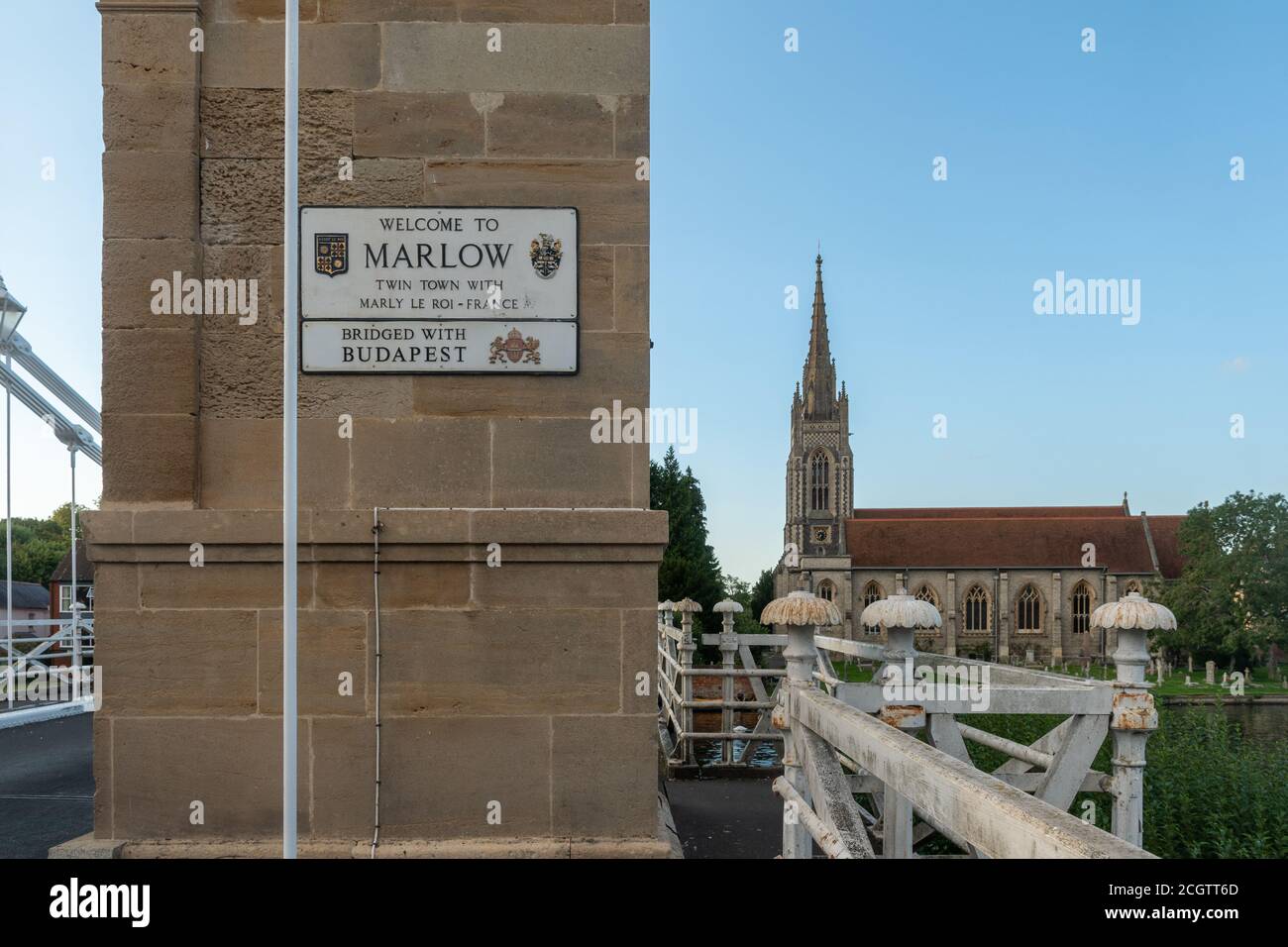 Marlow, a picturesque town in Buckinghamshire, England, UK, on the River Thames. Twinning sign on the bridge stating Marlow is bridged with Budapest Stock Photo