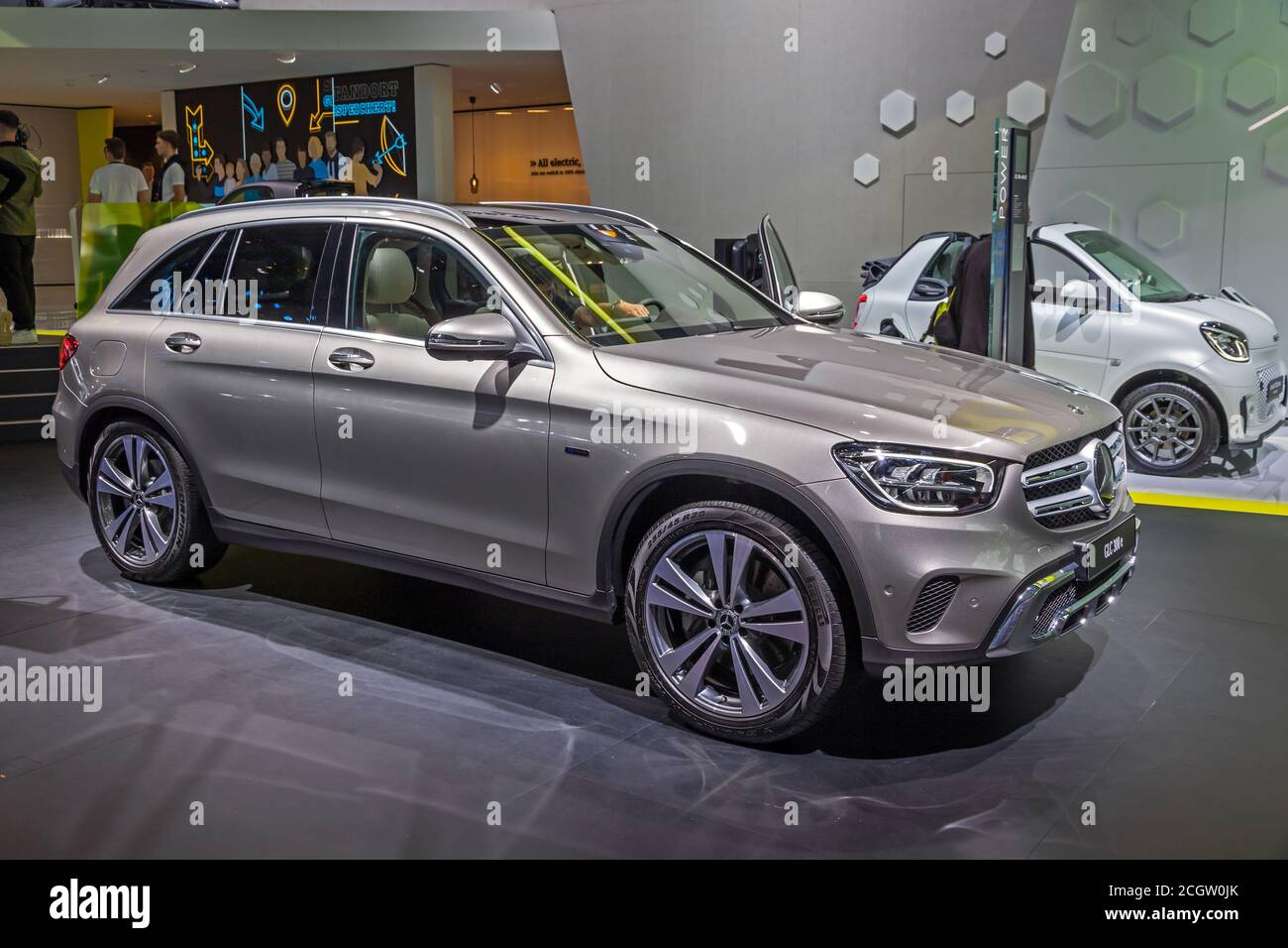 Glc 300e hybrid 2020 deals