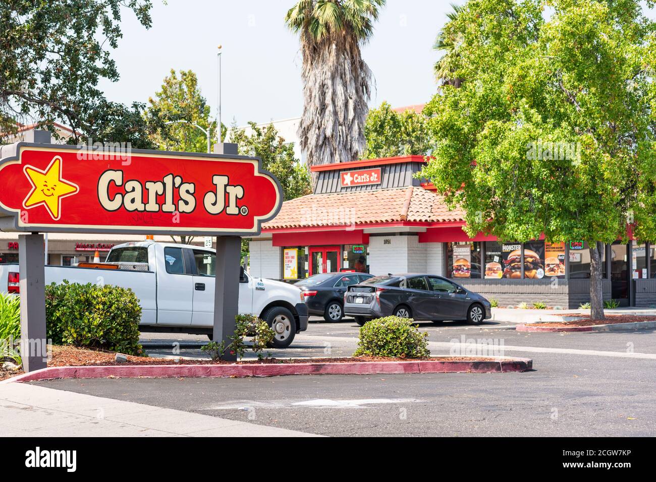 September 2, 2020 Santa Clara / CA / USA - Carl's Jr. location in San ...