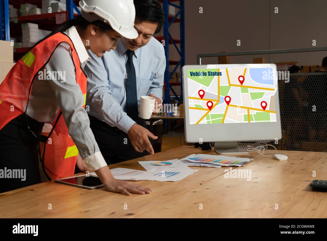 Electronic software distribution hi-res stock photography and images ...