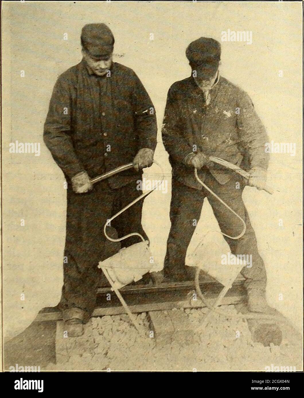 Electric railway journal . THE ROTOR AND UNBALANCED WEIGHT ON THE 