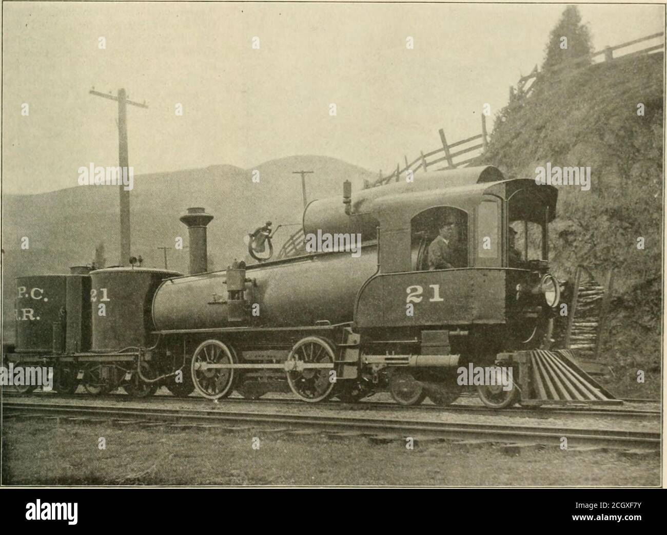 . Railway and locomotive engineering : a practical journal of railway motive power and rolling stock . tingliouseAir-Brake Company, San Francisco, Cal.,writes us: I enclose you under separate cover fourphotographs of a new style boiler for loco-motives for burning oil as fuel. Thisboiler was gotten up by the president andmaster mcclinnic of the North Pacific also do a heavy suburban business betweenSan Rafael and San Francisco, having touse ferryboats between Sausalito and SanFrancisco. The ferryboats take about 30minutes to go across the bay. This boiler was placed on a little 8-wheel Baldwin Stock Photo