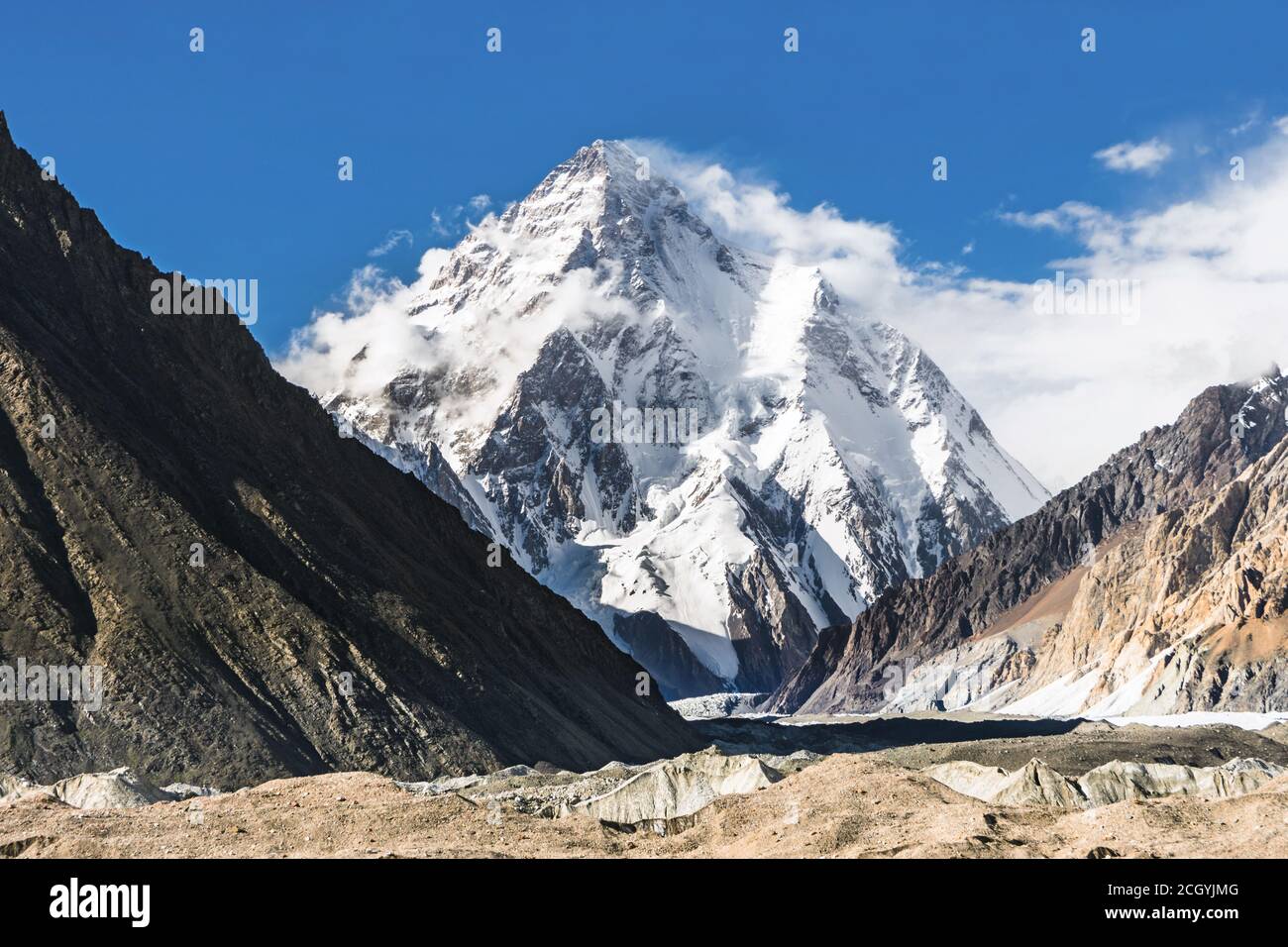 View of K2 mountain and Godwin-Austen glacier from Concordia, Karakoram, Pakistan Stock Photo