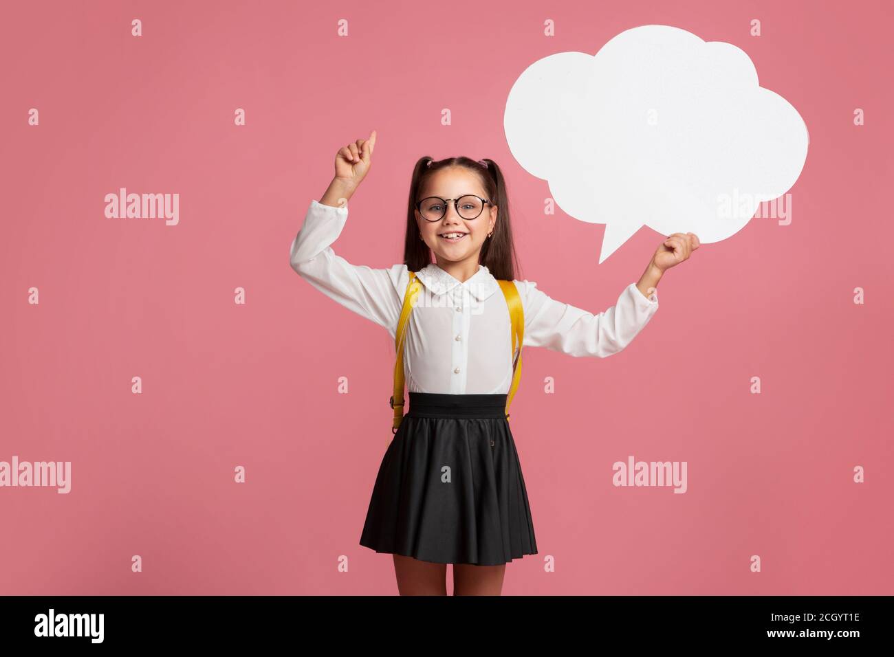School girl smiling uniform hi-res stock photography and images - Alamy