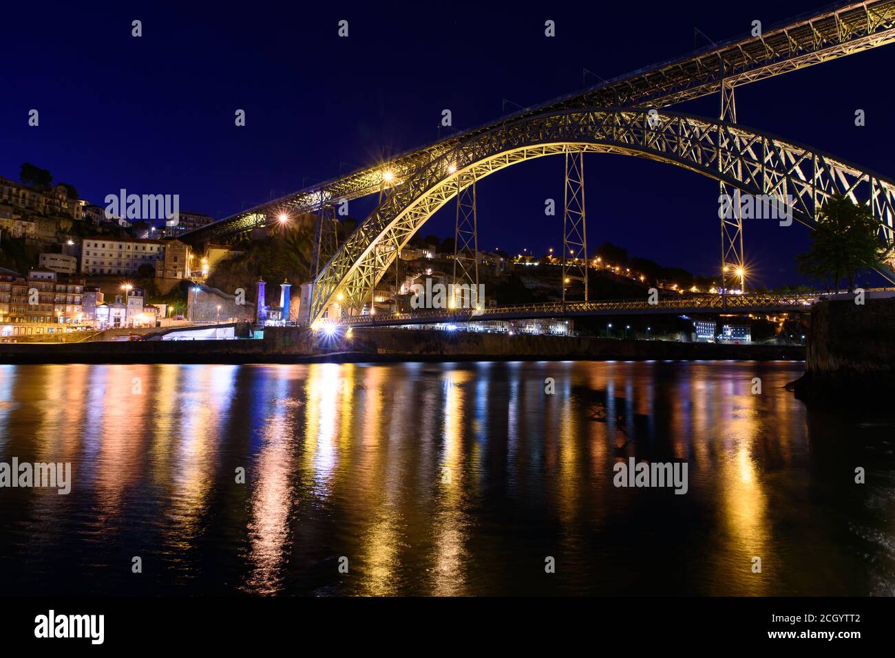 Double deck metal arch bridge hi-res stock photography and images - Alamy