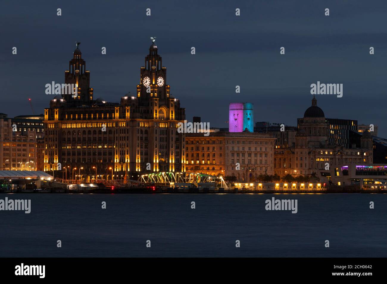 Liver Building, Liverpool, with night time illuminations Stock Photo