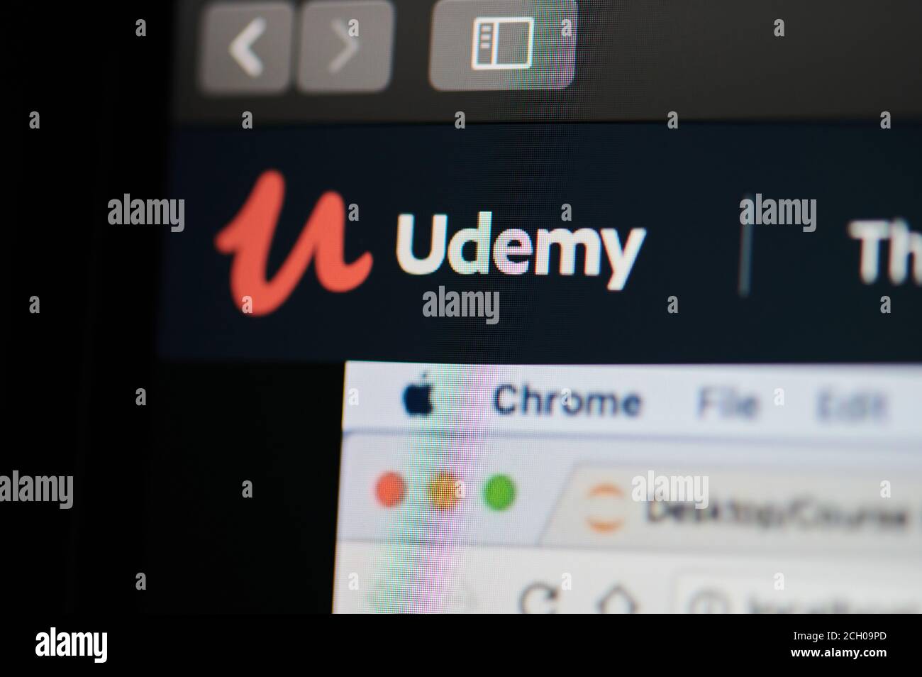 Internet learning platform hi res stock photography and images Alamy