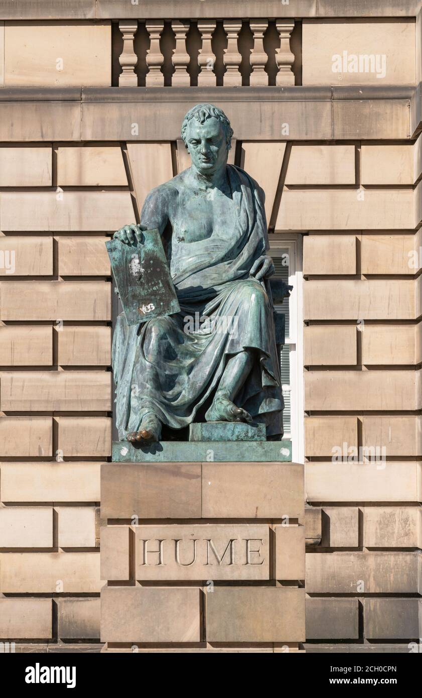 Statue of the Scottish 18th century philosopher David Hume on the Royal Mile Edinburgh Scotland UK Stock Photo
