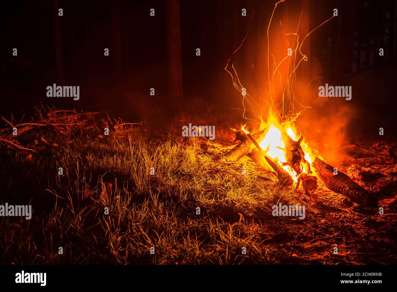 Campfire meditation hi-res stock photography and images - Alamy