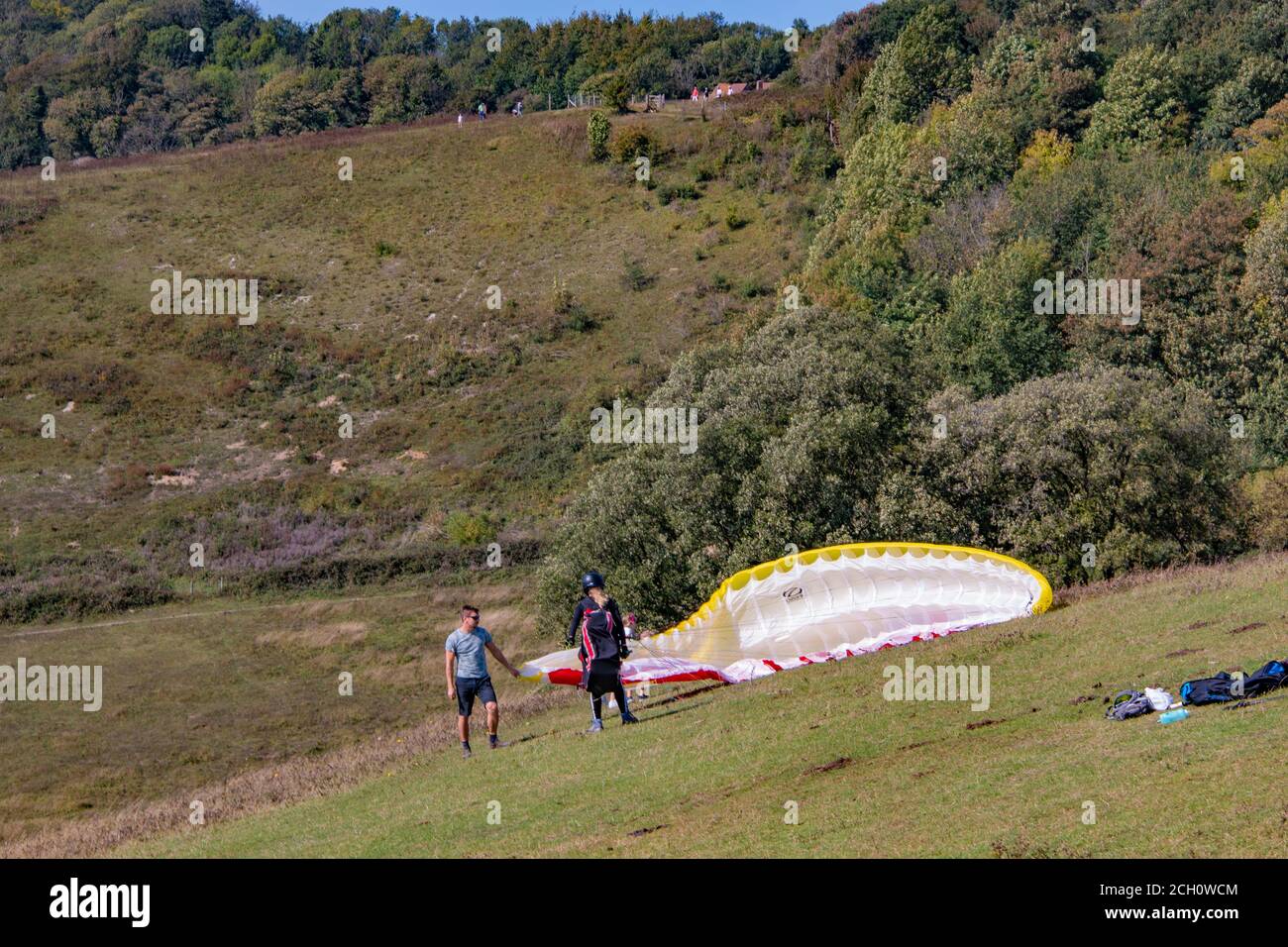 Hang Gliders catching the breeze on the North Downs Way, Kent Downs Area of Natural Beauty, Detling, Kent, Stock Photo