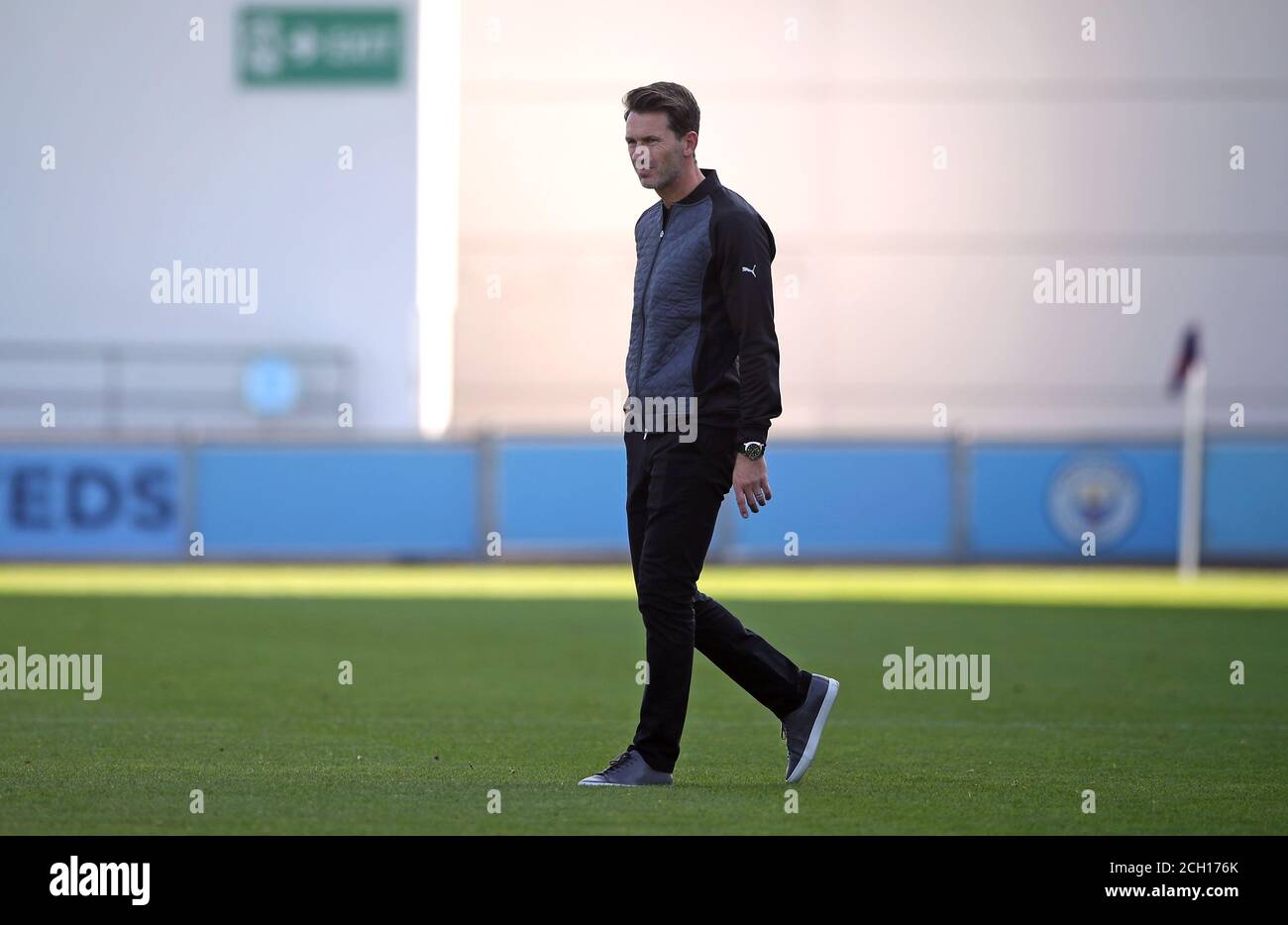 Manchester City manager Gareth Taylor during the Barclays FA WSL match at The Academy Stadium, Manchester. Stock Photo
