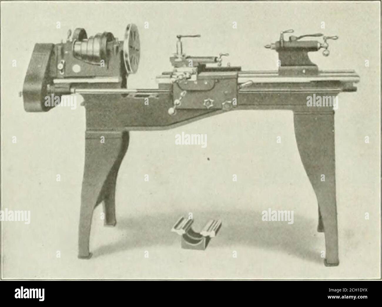 Railway Mechanical Engineer Heair Pipe And The Remainder Of The Passage Through The Sanderitself So That Anything Which Will Enter Die Sander Meets Noobstruction To Its Free Passage To The