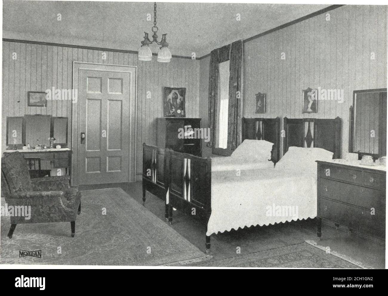 Building with assurance . Bedroom M-451 n^HIS is a quiet, restful room.  There has been no attempt toward•*- elaboration or ornamentation. It  fulfills all the requirements ofa carefully planned sleeping room.