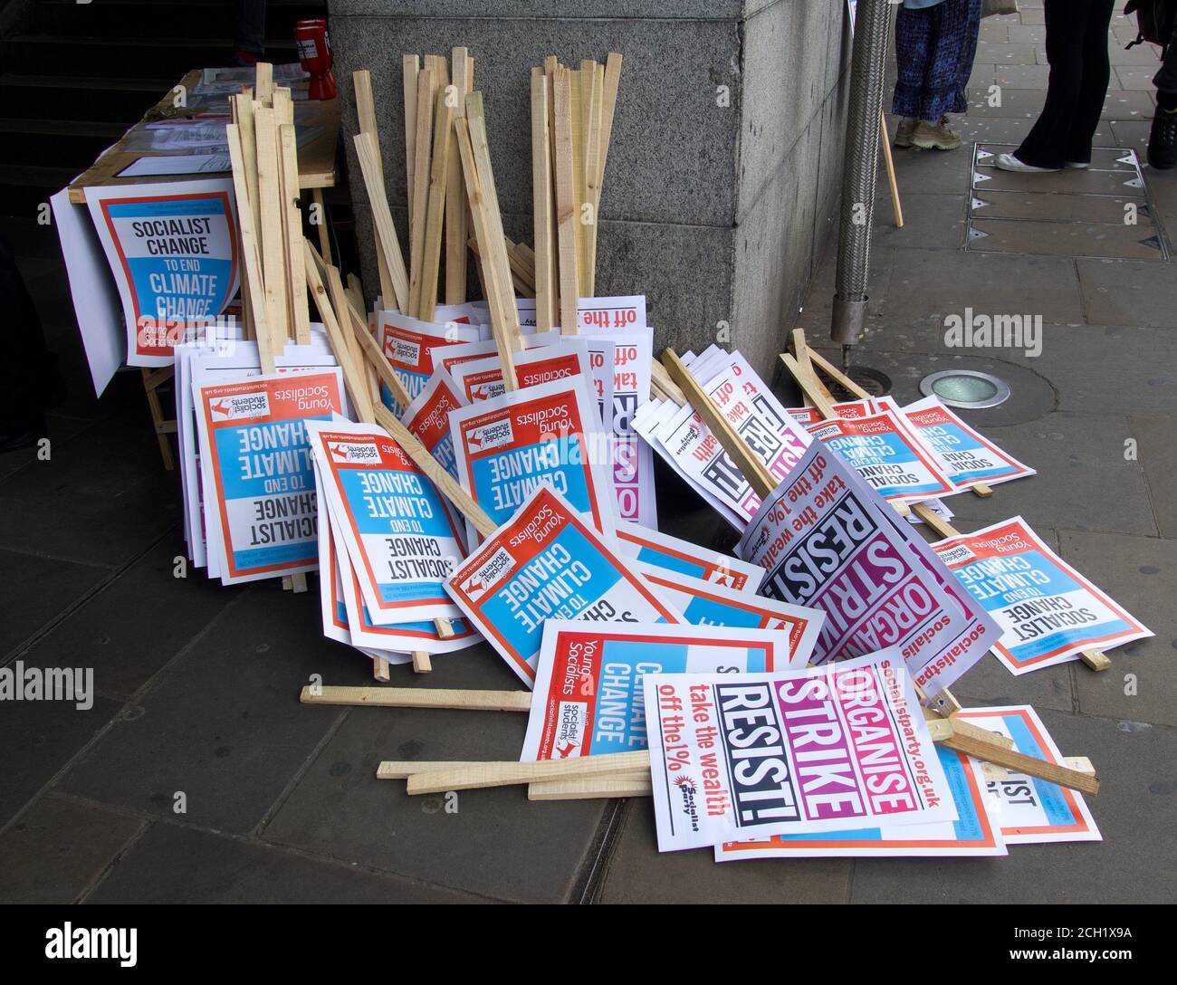 Young Socialists banners at westminster station for the London Climate Strike 2020 Stock Photo