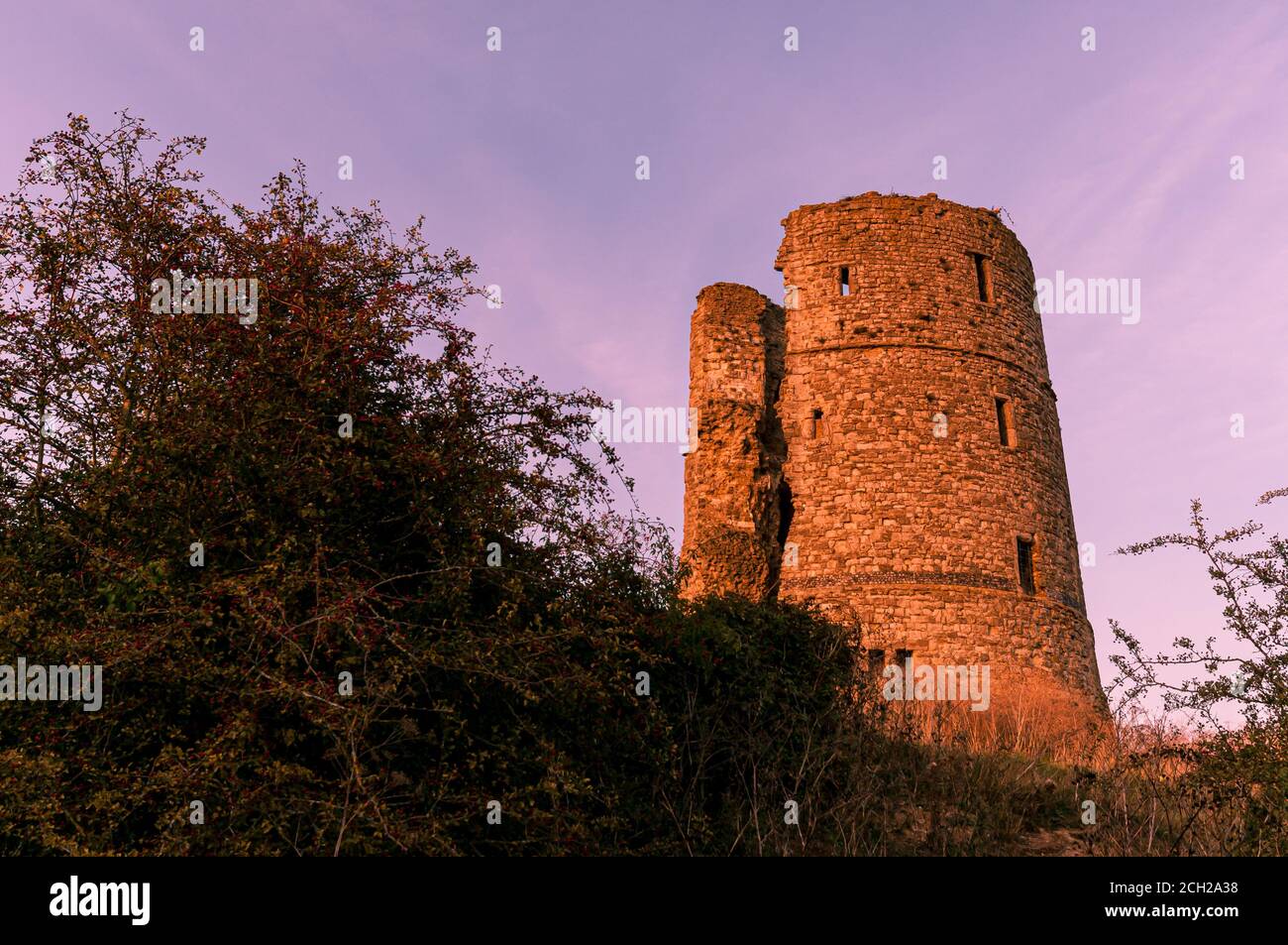 Hadleigh castle country park hires stock photography and images Alamy