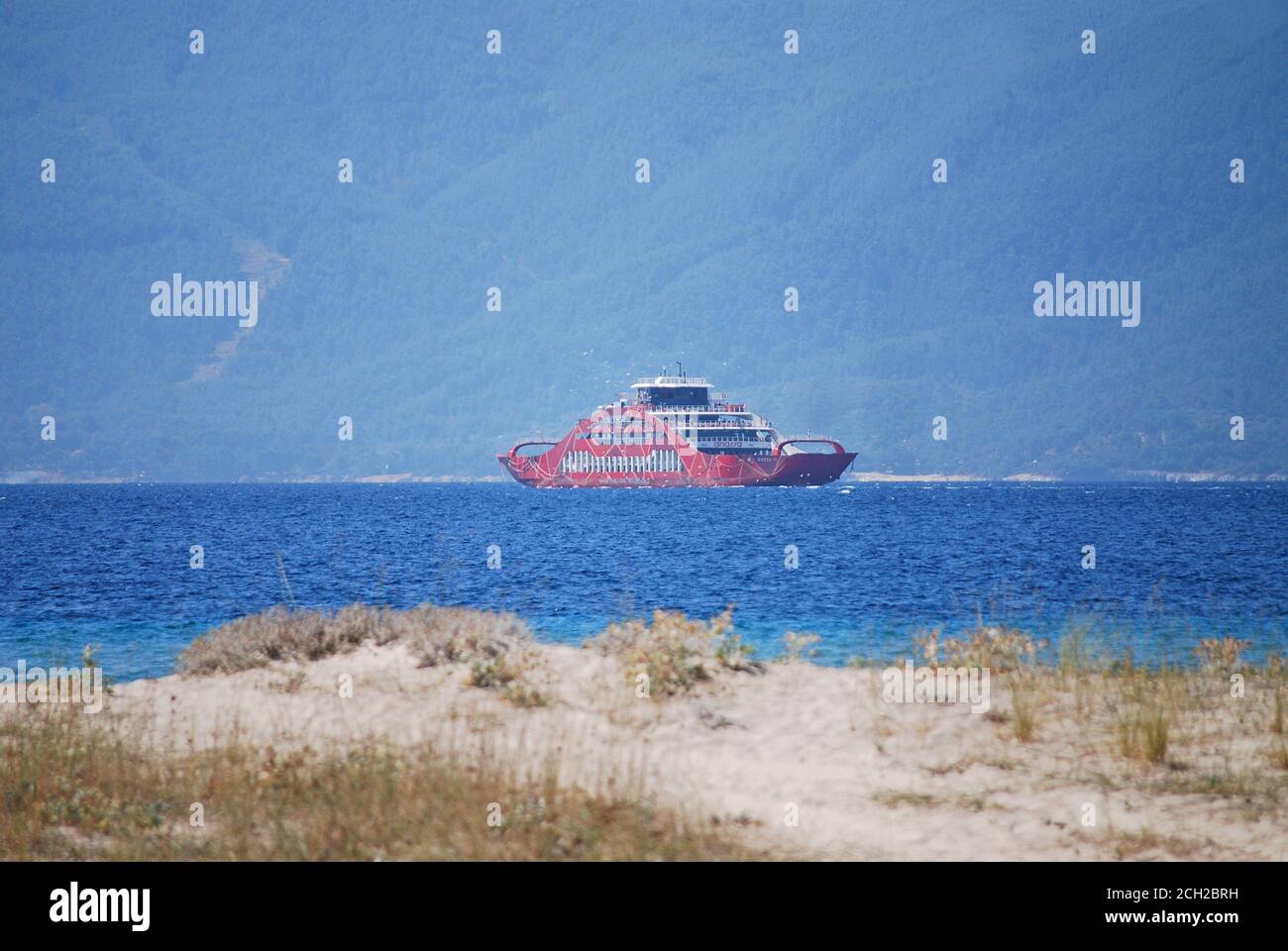 ferry to thassos island greece