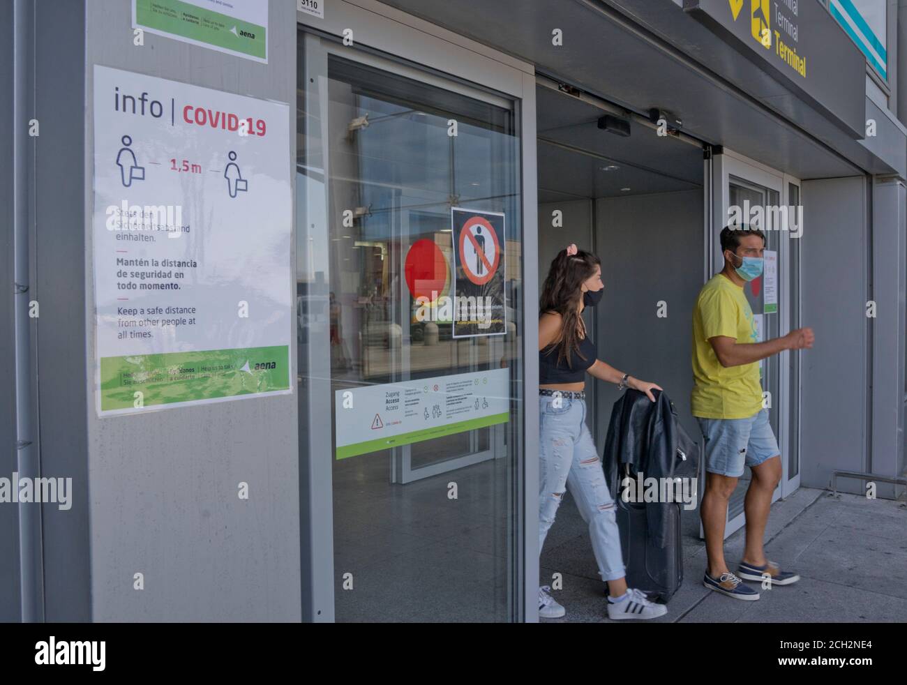 Tourists wearing face masks due to Covid19 Coronavirus pandemic at