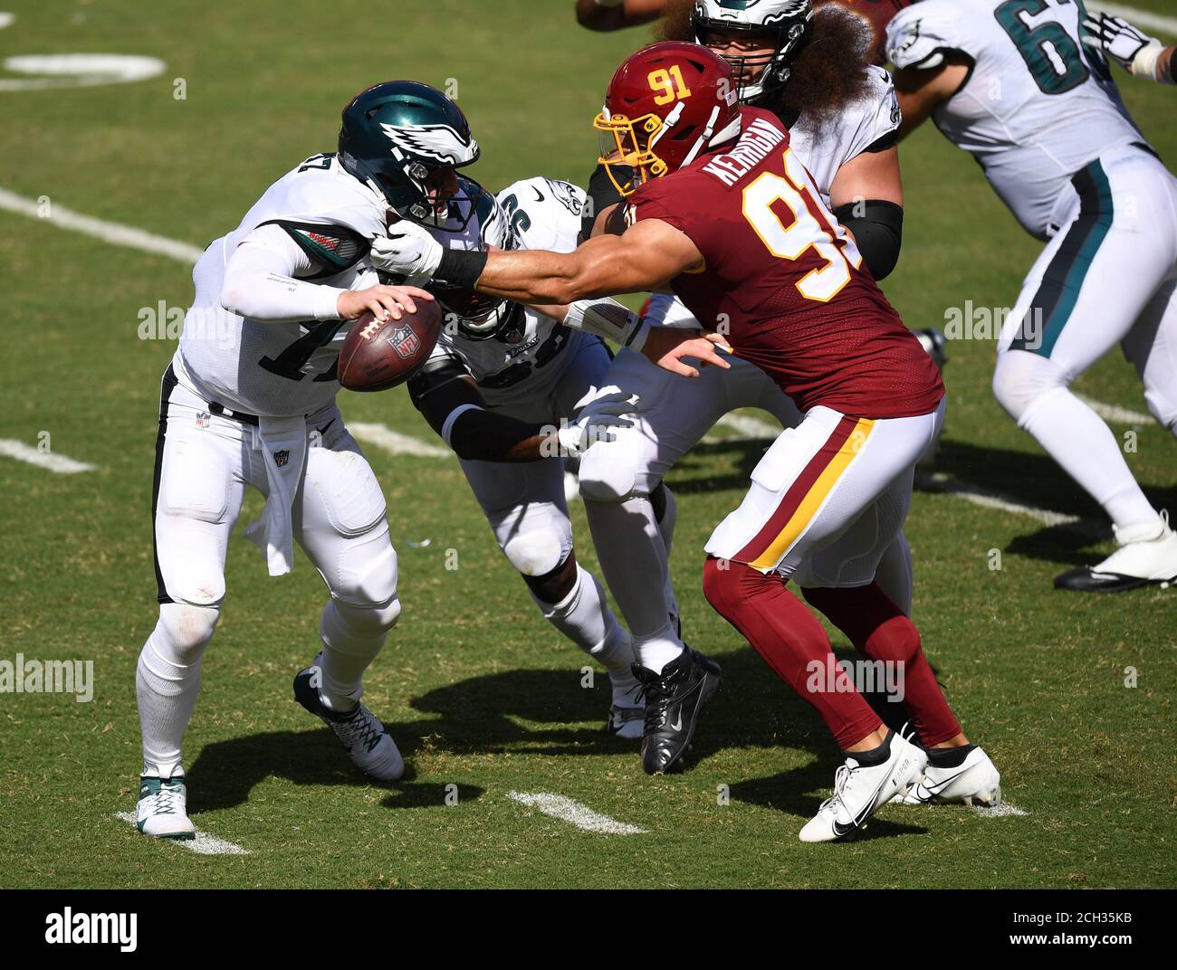 September 16, 2018: Washington Redskins LB #91 Ryan Kerrigan during a NFL  football game between the Washington Redskins and the Indianapolis Colts at  FedEx Field in Landover, MD. Justin Cooper/(Photo by Justin