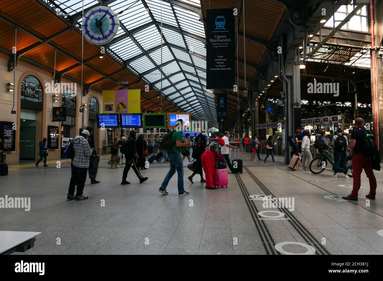 Paris, France. September 13 2020. Entrance hall of Saint Lazare station. Access area to train platforms. Public transport for travellers. Stock Photo