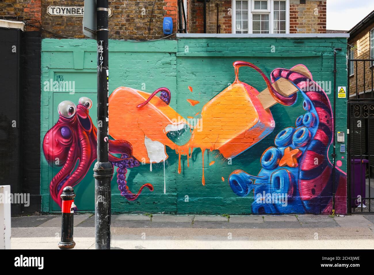London, UK, 12 September 2020. London Mural Festival. Woskerski street
