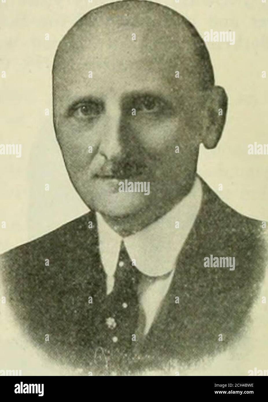 . Railway mechanical engineer . R. Sanderson. Harry U. Morton for about five weeks. B. M Jones & Co., Inc., is the Americanrepresentative of Samuel Osborn & Co. S. C. Wilson has been appointed sales engineer in the Pitts-burgh, Pa., office, 1224 Fulton boulevard, of the Whiting FoundryEquipment Company, Harvey, 111., succeeding C. H. Martin. Mr.Wilson for the past year and one-half has served at the mainoffice and works of the company. J. D. James, who has beenwith the Whiting company for the past eleven years, servingin various capacities, has been appointed assistant to George F.Crivel, the Stock Photo