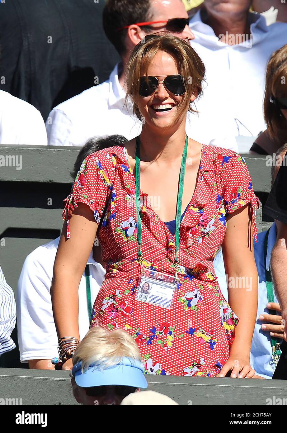 Andy Murray S Girlfriend Kim Sears Watches With His Mum Judy Wimbledon Tennis Championships