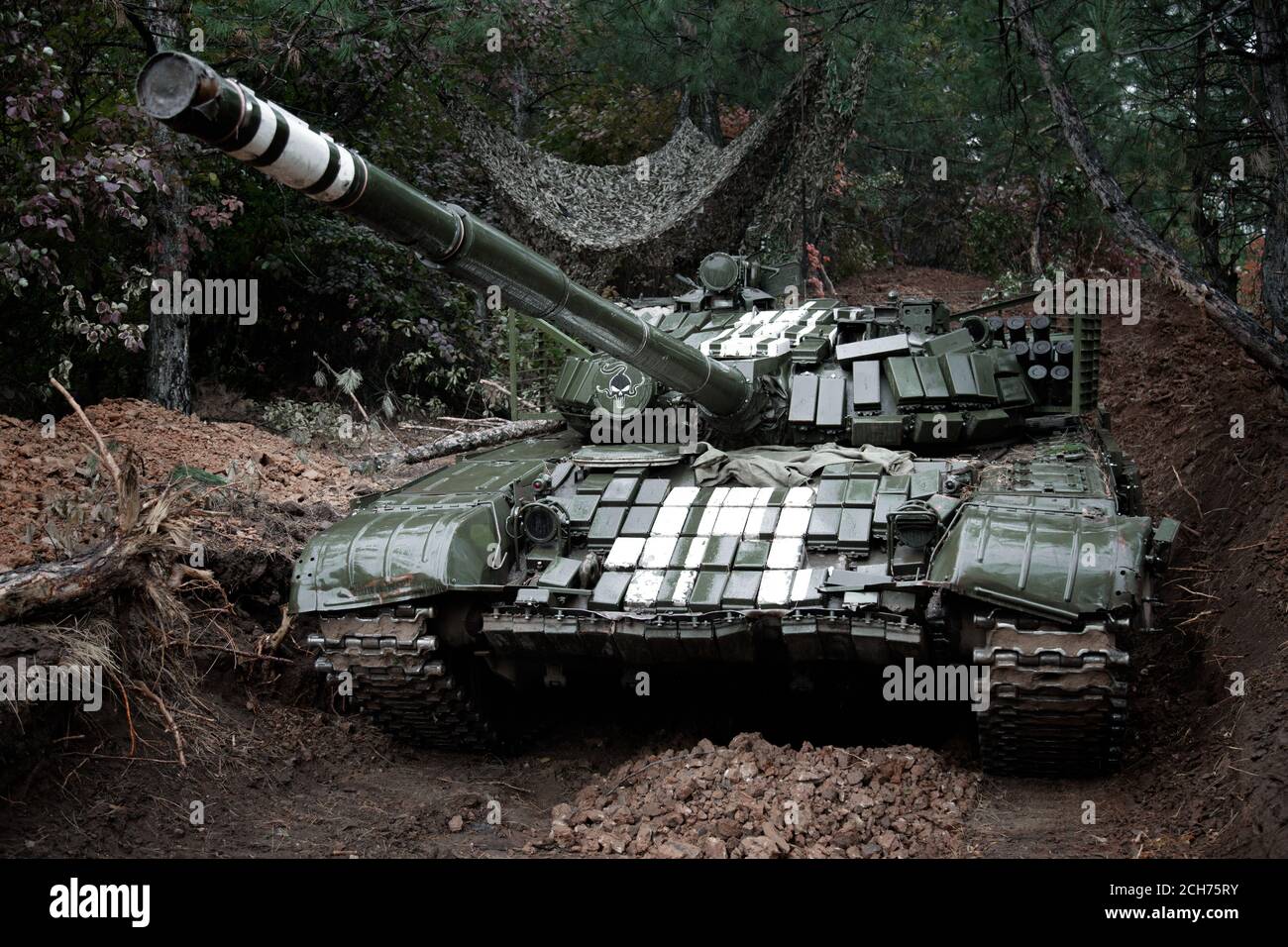 Panzer T 72 High Resolution Stock Photography And Images Alamy