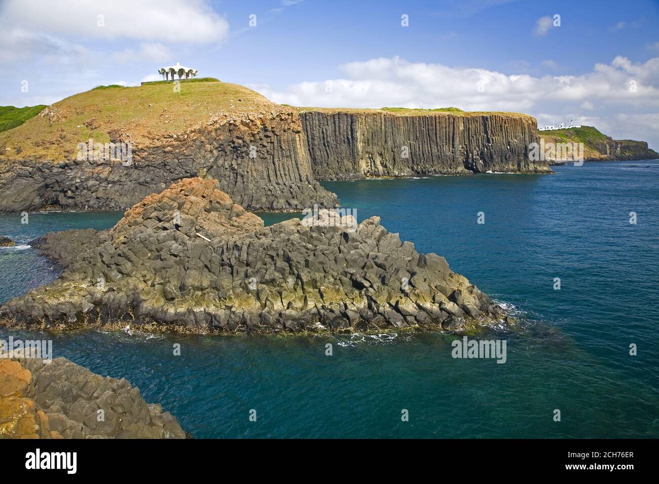 Taiwan Penghu Qimei columnar basalt coast Stock Photo