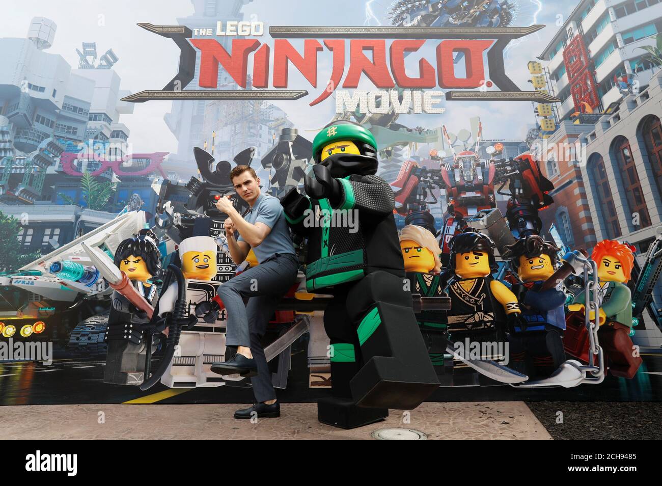 Cast member Dave Franco poses at a photo call for "The LEGO Ninjago Movie"  at Legoland California in Carlsbad, California, U.S., September 14, 2017.  REUTERS/Mario Anzuoni Stock Photo - Alamy