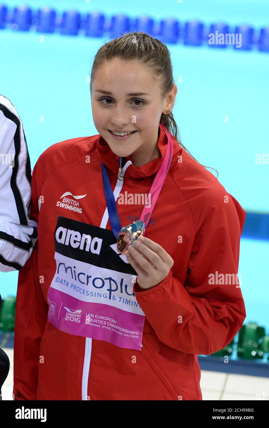 Great Britain's Chloe Tutton with her bronze medal for the Women's 100m Breaststroke Finalduring day ten of the European Aquatics Championships at the London Aquatics Centre, Stratford. Stock Photo