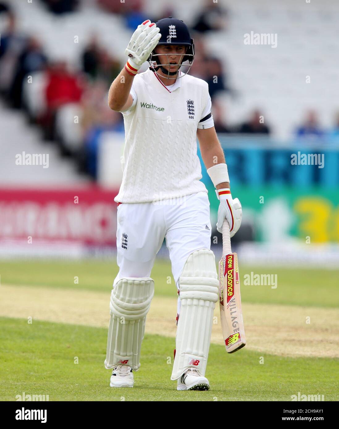 England's Joe Root reacts angrily after being dismissed by Sri Lanka's Dasun Shanaka during day one of the 1st Investec Test at Headingley, Leeds. Stock Photo
