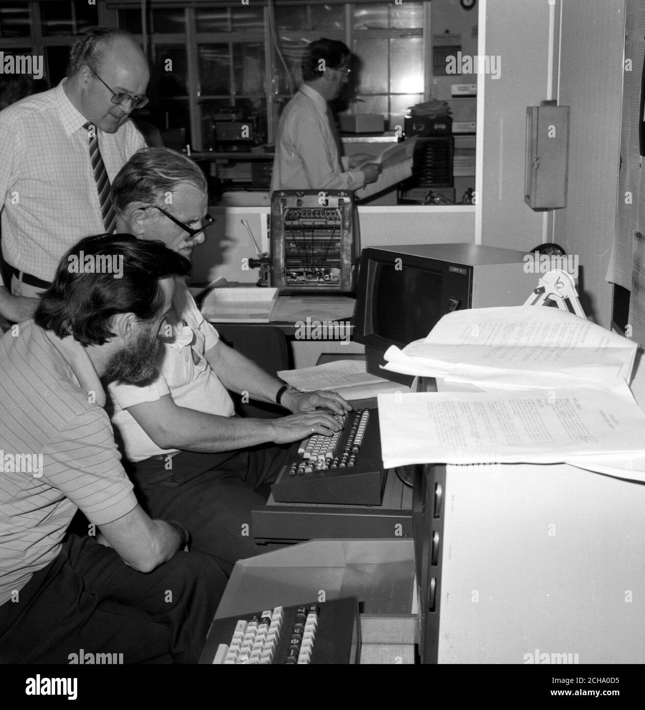 Newsroom 1980s hires stock photography and images Alamy