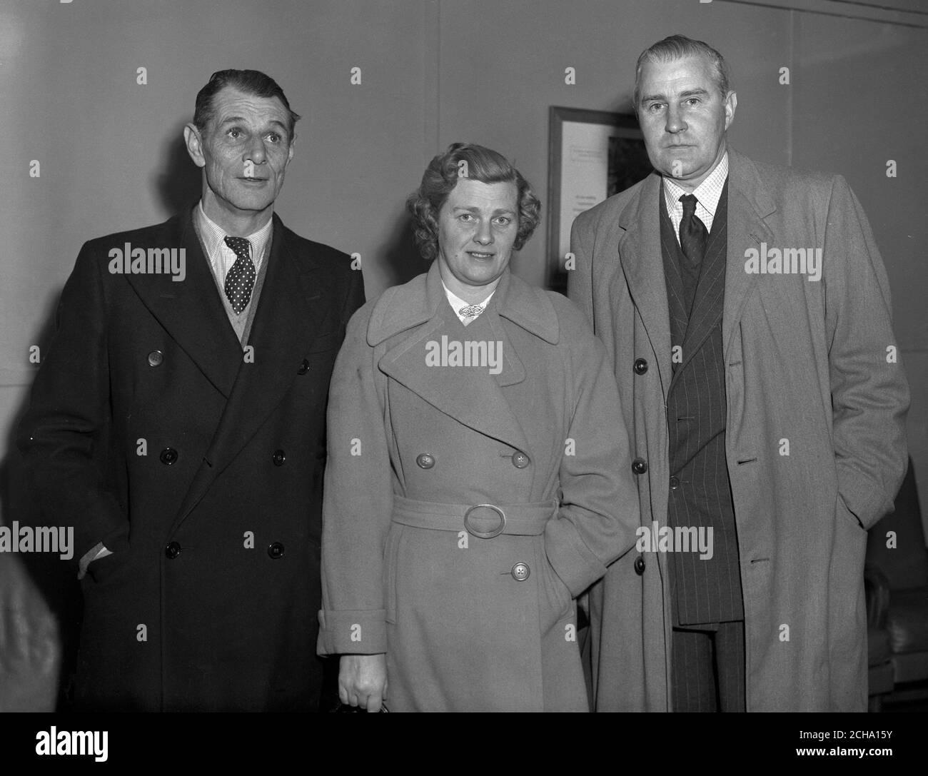 (L-R) Racehorse trainer, Noel Murless, Mrs Noel Murless and Peter Burrell, director of National Stud. Stock Photo
