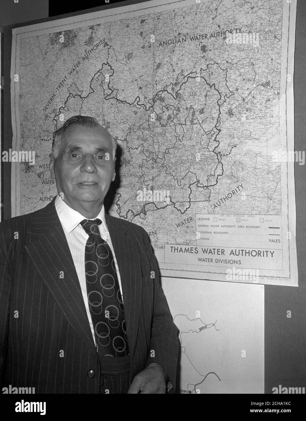 Tom W. Newson, chairman of Thames Water Authority, during a Water Management Committee meeting in New River Head, London. Items to be discussed include reports on the regional water situation and the Drought Act 1976. Stock Photo