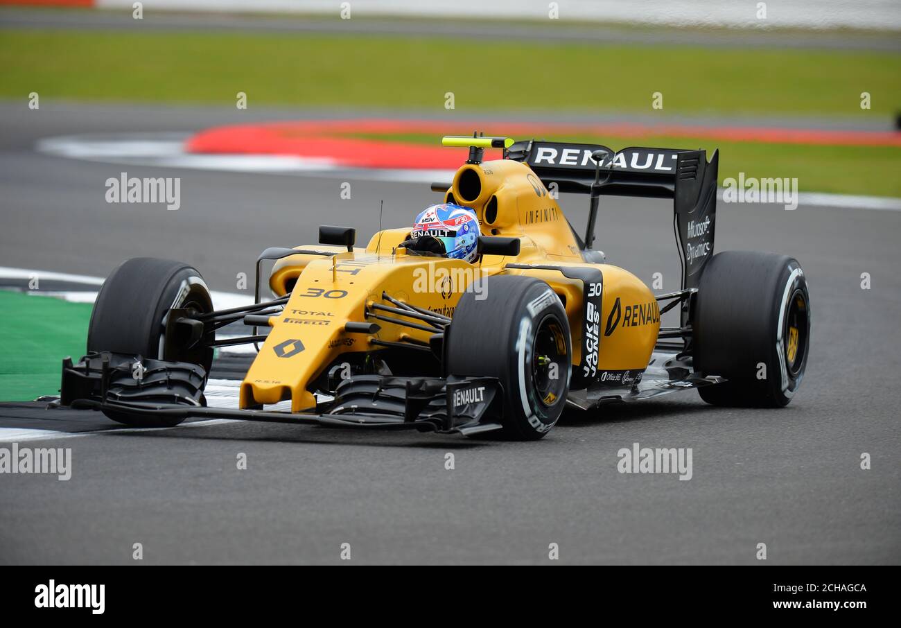 Renault's Jolyon Palmer during Practice Day for the 2016 British Grand Prix at Silverstone Circuit, Towcester. PRESS ASSOCIATION Photo. Picture date: Friday July 8, 2016. See PA story AUTO British. Photo credit should read: Tony Marshall/PA Wire. RESTRICTIONS: Editorial use only. Commercial use with prior consent from teams. Call +44 (0)1158 447447 for further information. Stock Photo