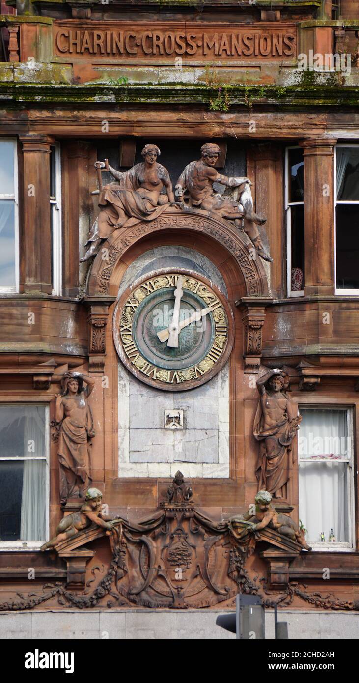 Charing Cross Mansions Centrepiece Sculpted by William Birnie Rhind, Glasgow, Scotland Stock Photo
