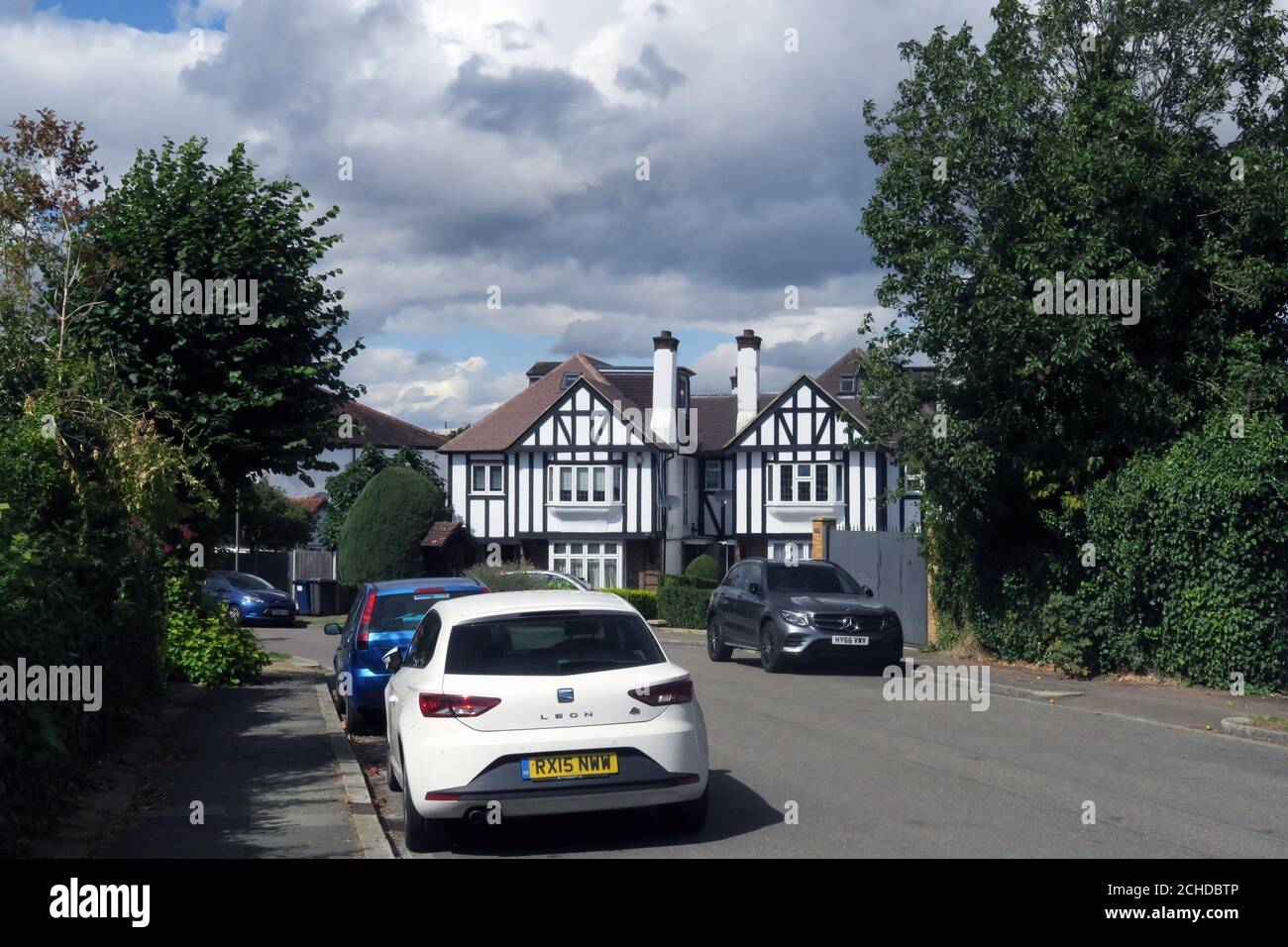 London 2 Mock-Tudor houses in the North-Western Council of Barnet Stock Photo