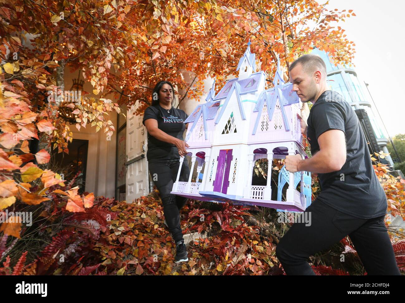 hasbro arendelle castle