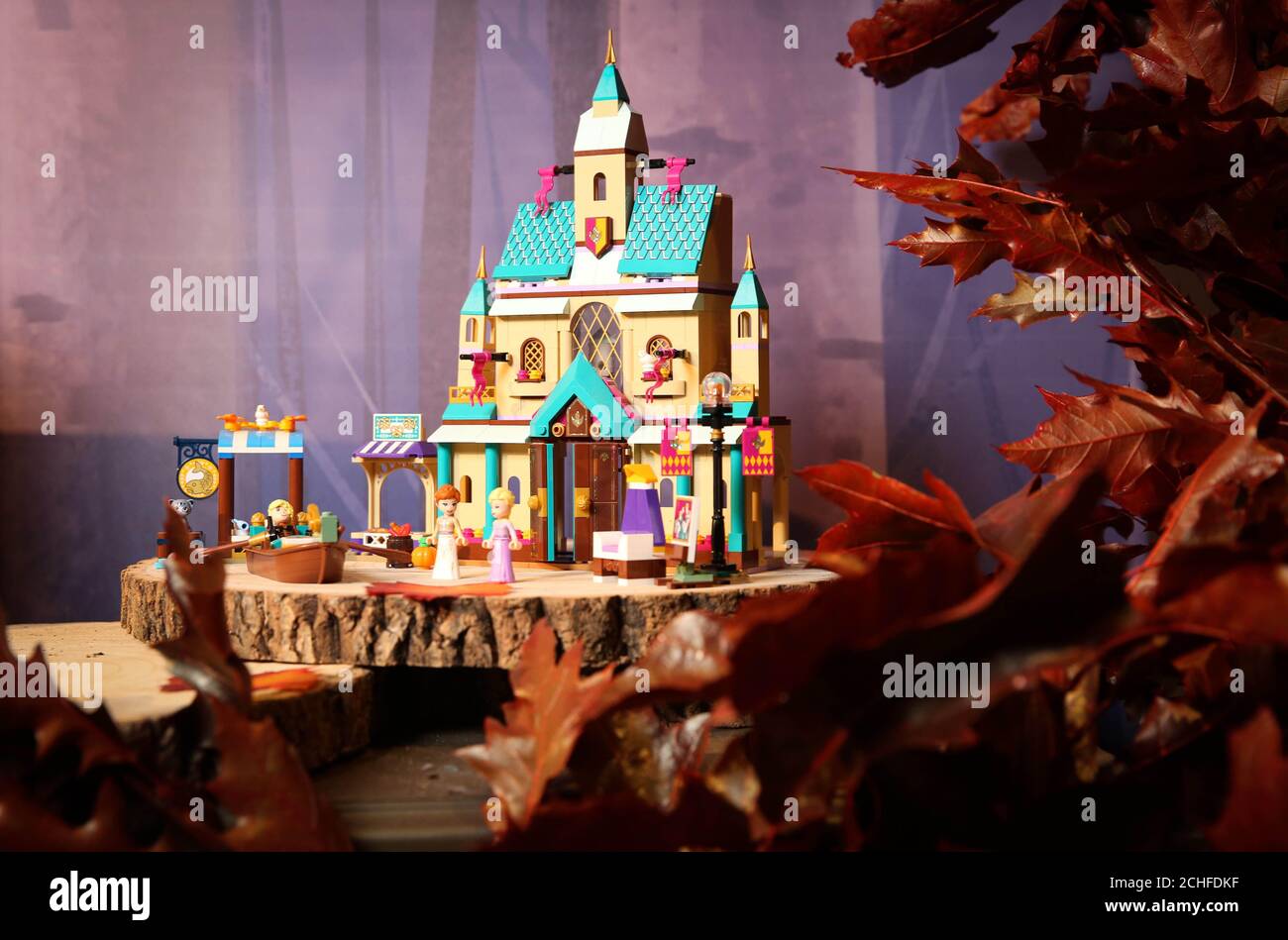 Lego arendelle best sale castle