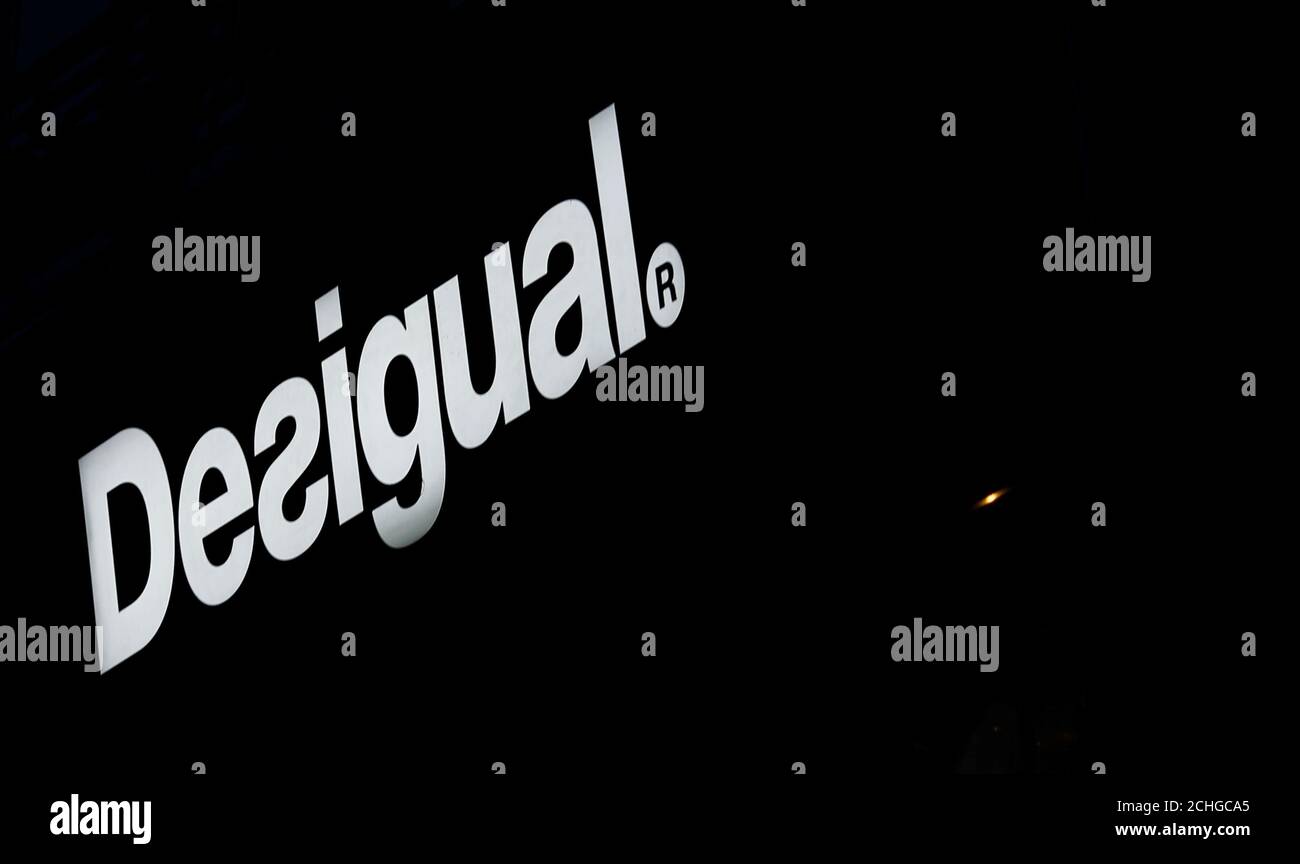 Desigual Logo High Resolution Stock Photography And Images Alamy